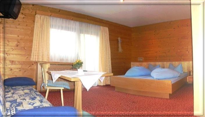 Pension Kristall Neustift im Stubaital Room photo